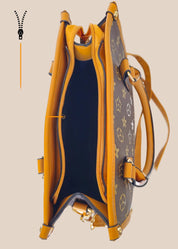 Handbag with a star pattern and a brown handle interior view